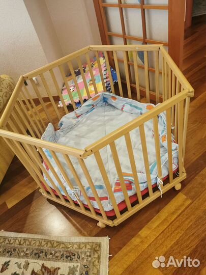 Детский деревянный манеж