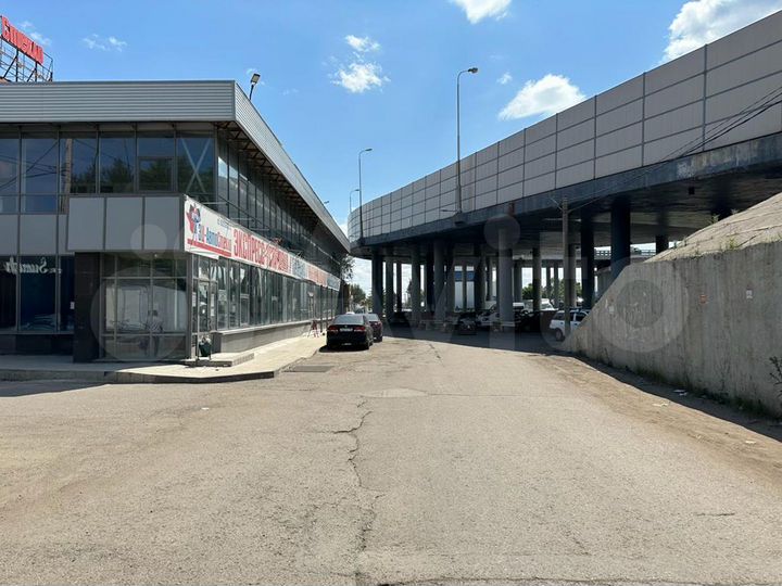 Сдам торговое помещение, 200 м²