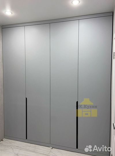 Шкаф для одежды