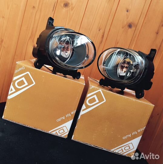 Противотуманная фара,туманка,птф VW Passat CC
