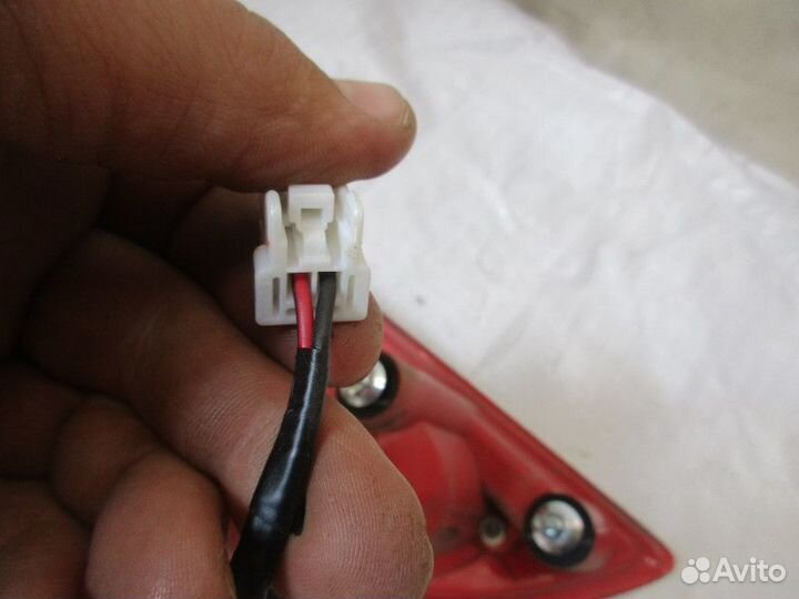 Фонарь задний внутренний левый Nissan Murano (Z51)