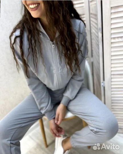 Спортивный костюм