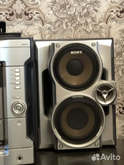 Музыкальный центр sony