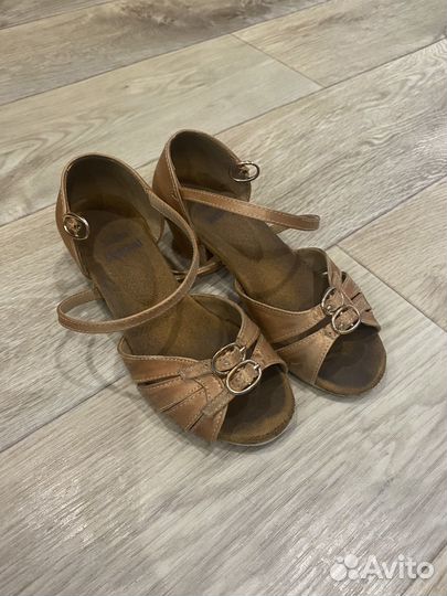 Туфли бальные