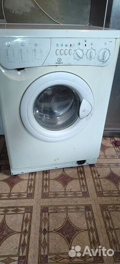 Стиральная машинка Indesit W 84TX EX