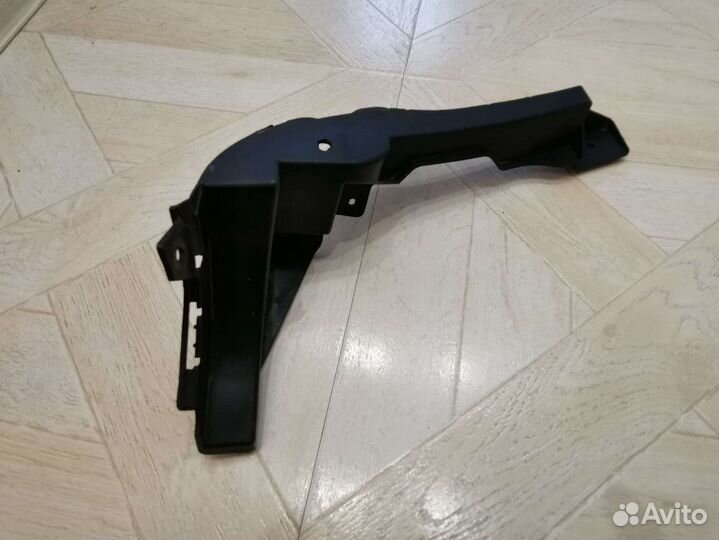 Mercedes w166 gl Amg пакет кронштейн бампера