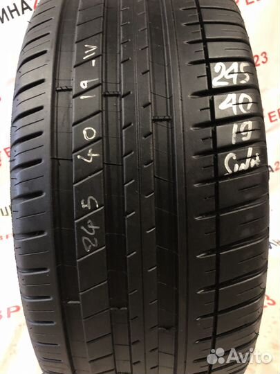 Michelin Pilot Sport 3 245/40 R19 98Y