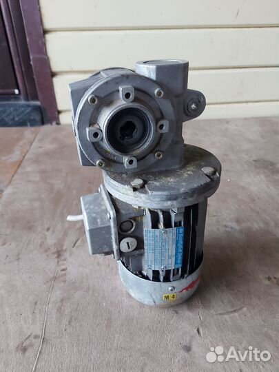Электродвигатель Мотор редуктор червячный Редуктор