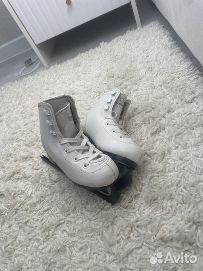 Фигурные коньки