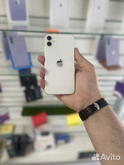 iPhone 11, 128 ГБ