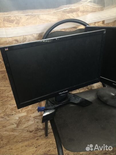 Монитор 19 дюймов