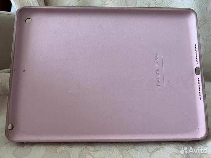 Чехол на iPad