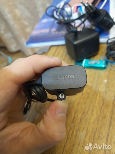 Зарядное устройство