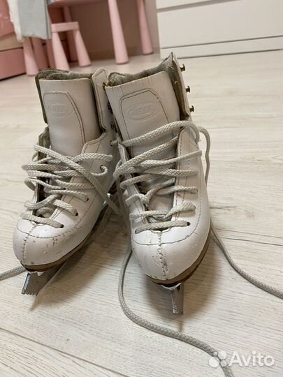 Коньки фигурные детские профессиональные