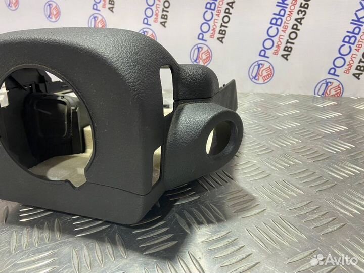 Кожух рулевой колонки Peugeot 407