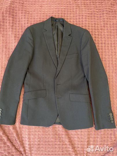 Школьный костюм