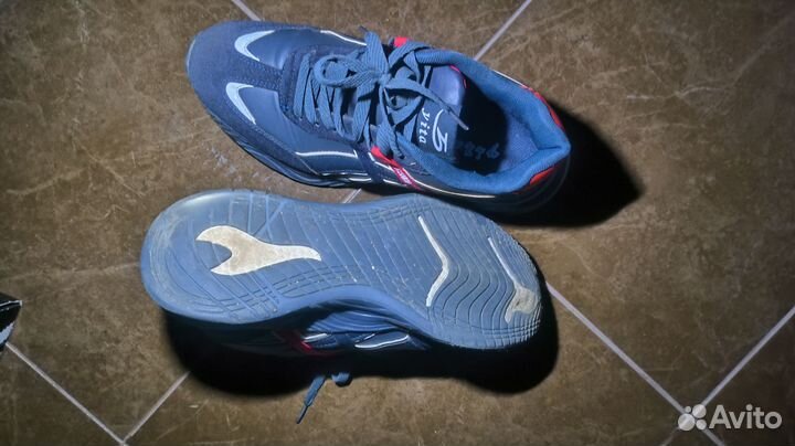 Кроссовки 41 (27см)