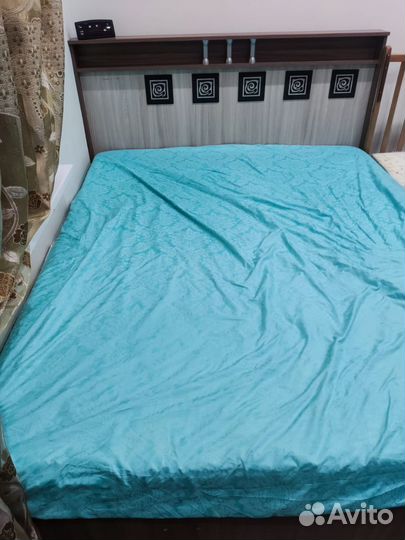 Кровать двухспальная