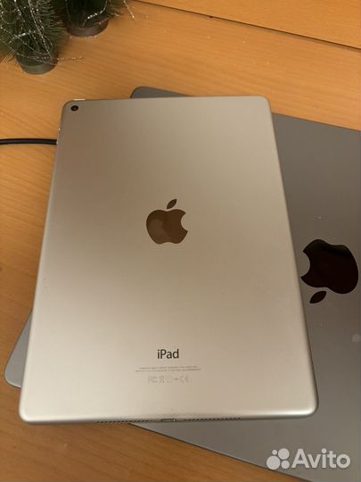 iPad Air 2 64гб wifi