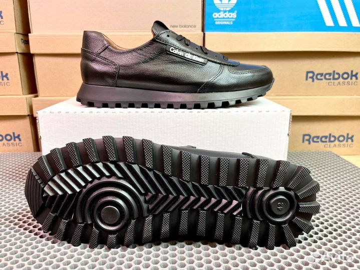 Кроссовки Calvin Klein модные