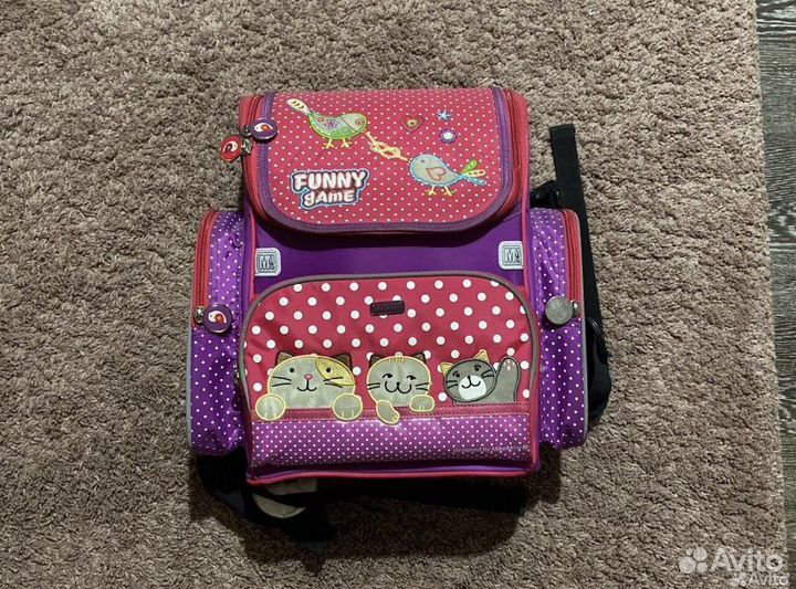 Школьный портфель