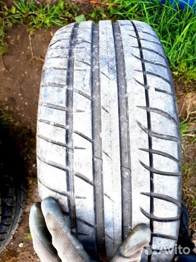 Tigar High Performance 215/55 R16 93V
