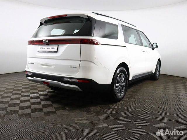 Kia Carnival 2.2 AT, 2022