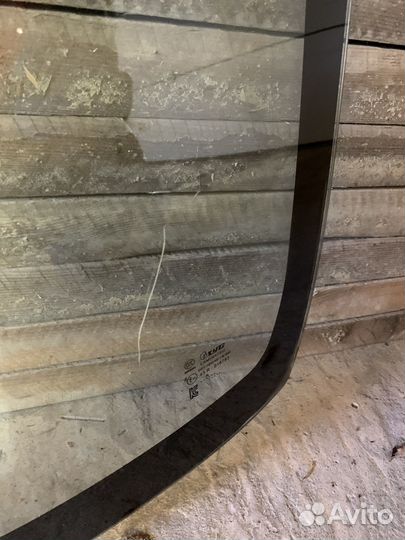 Лобовое стекло Honda cr-v rd1,небольшая трещина