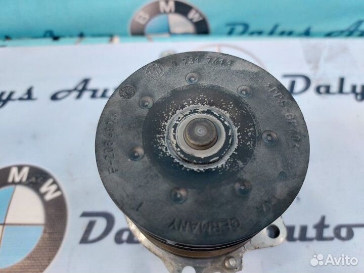 Насос водяной (помпа) Bmw 530I E60 M54B30 2004