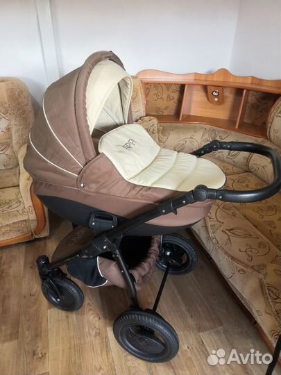 Продам детскую коляску