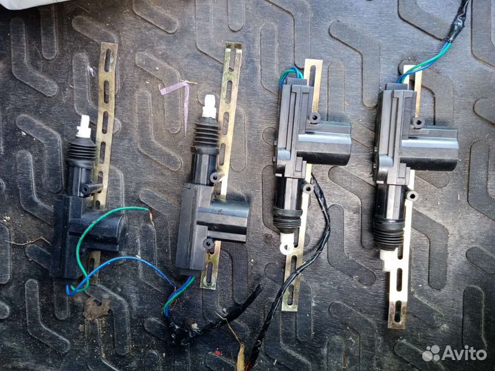 Привод замка двери старлайн