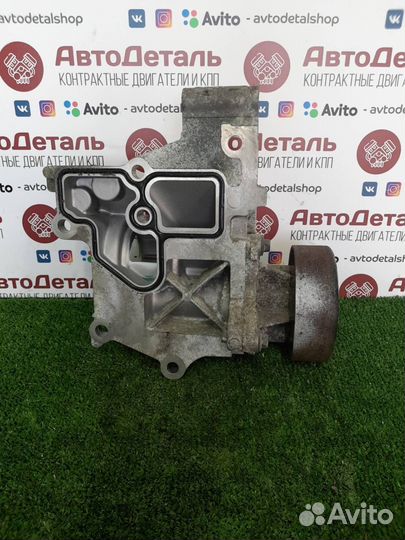 Водяная помпа Nissan Serena C25 2006 11061EN200