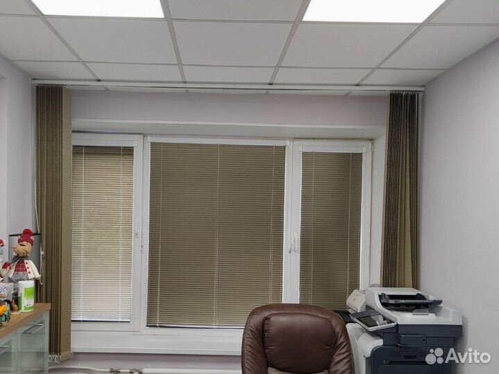 Рулонные шторы на окна в мансарду