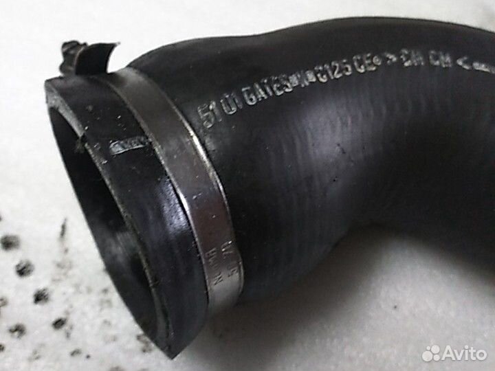 Пежо 307 1,6/2,0HDI патрубок интеркулера