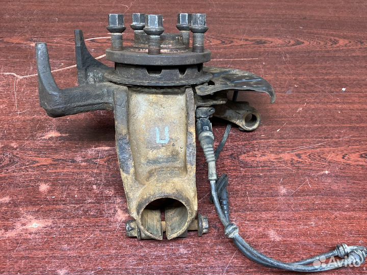 Правый поворотный кулак фольксваген гольф 4