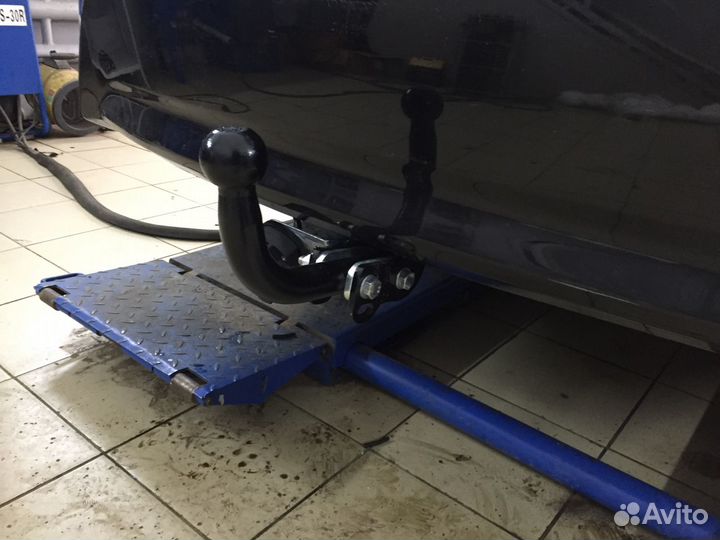 Фаркоп Лидер Плюс для Toyota Corolla (седан) 2013