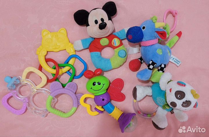 Игрушки- погремушки (прорезователи)