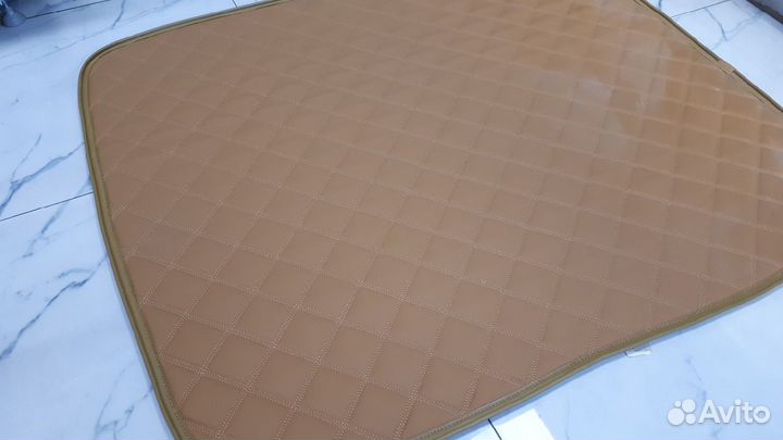 Коврик кожаный в багажник Mercedes Benz W164 GL