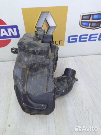 Корпус воздушного фильтра Renault logan 2