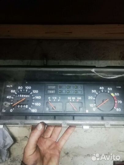 Щиток приборов