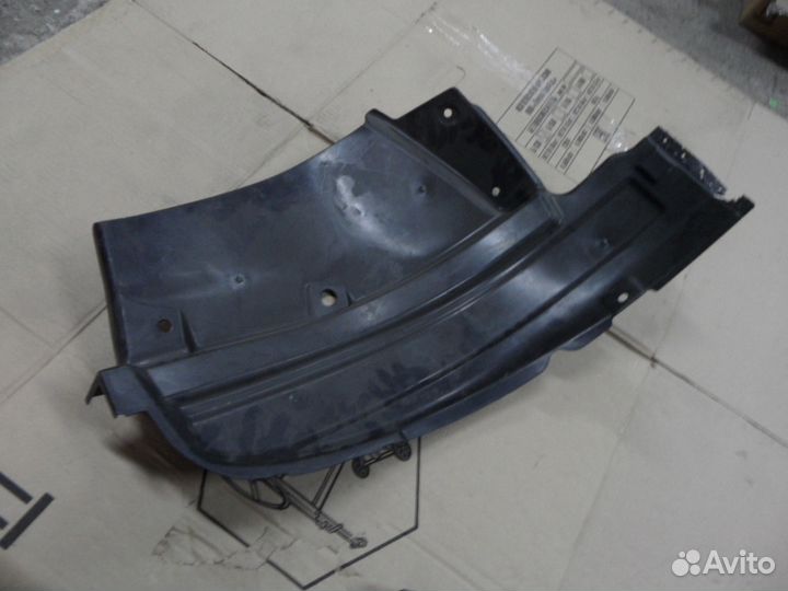 Подкрылок передний левый Kia Sorento 2009+