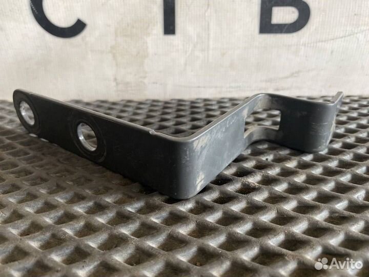 Кронштейн (крепление) Volvo FM4 1 2013 21405514