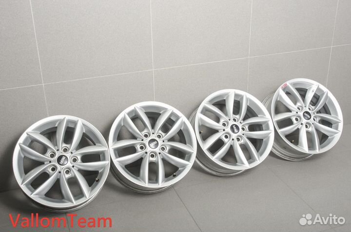 Лот M18866 Оригинальные 17-е диски mini countryman