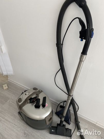 Пылесос LG hippo 1600w