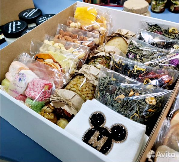 Подарочный бокс для девушки