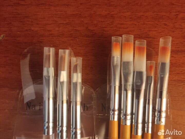 Кисти для ногтевого дизайна