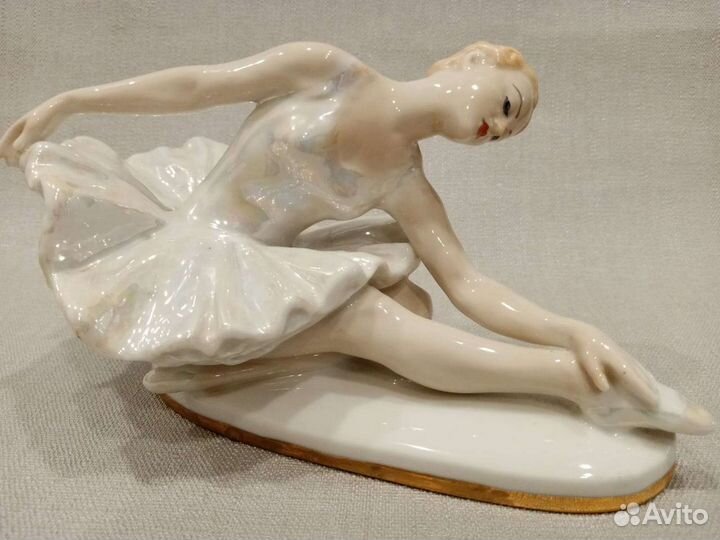 Статуэтка Балерина, фарфор лзфи автор Сычев