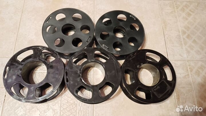 Катушки пустые из под пластика для 3D принтера