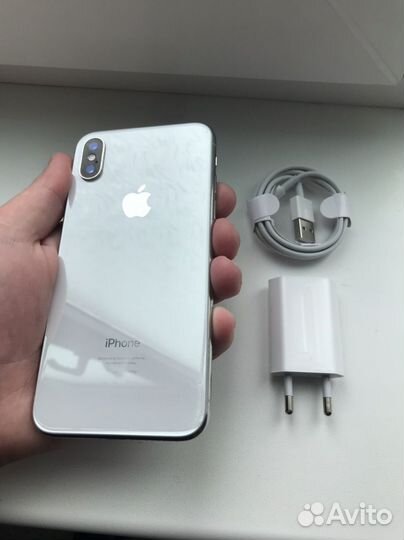 iPhone X, 64 ГБ