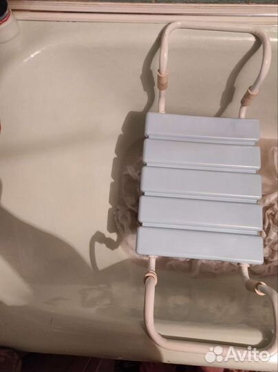 Сиденье для ванны